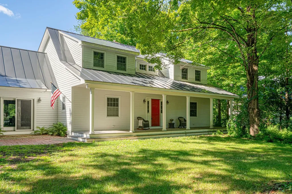 313 Main Street Hopkinton NH 03229