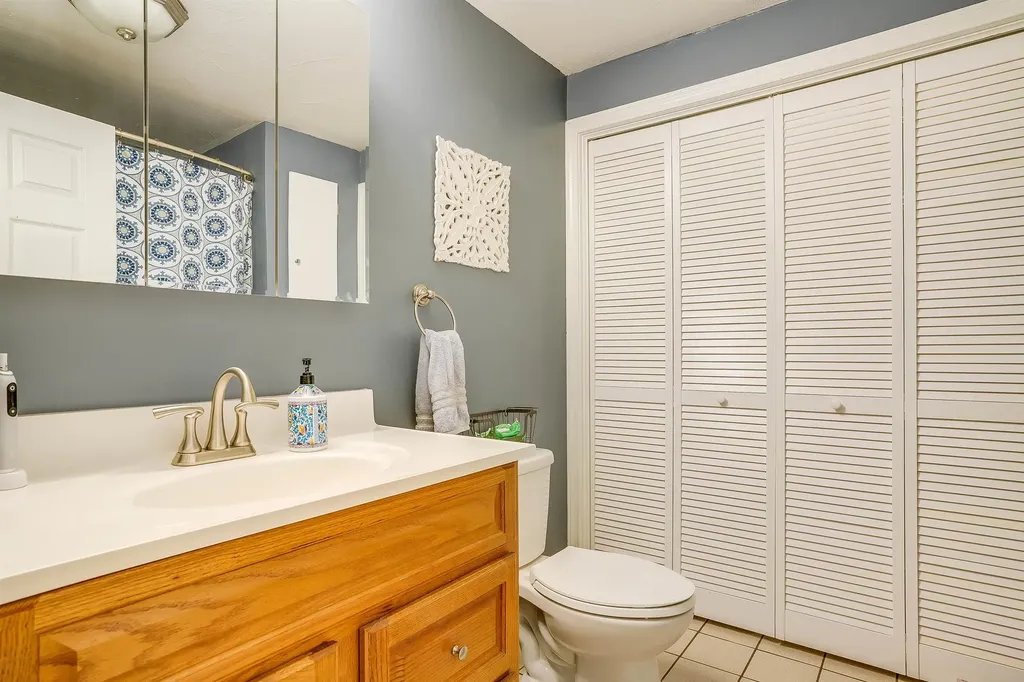 27 Cypress Road Milford NH 03055