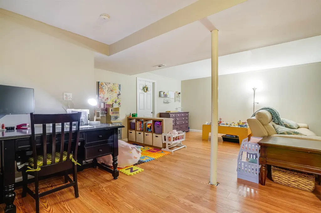 27 Cypress Road Milford NH 03055