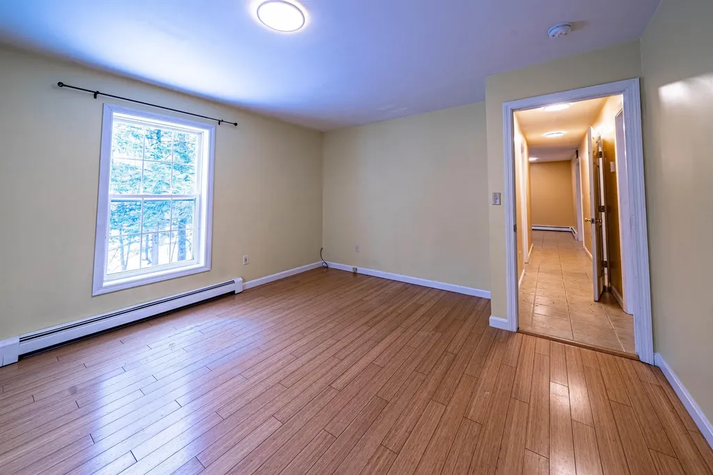 22 Deerfield Court Rochester NH 03868