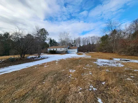 527 Northwest Road Canterbury NH 03224