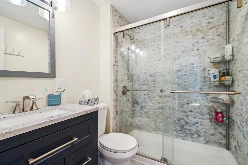 161 Bank Street Extension Lebanon NH 03766