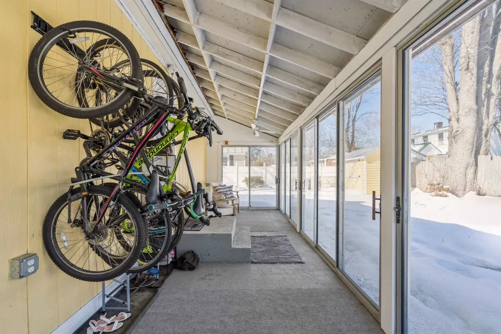 161 Bank Street Extension Lebanon NH 03766