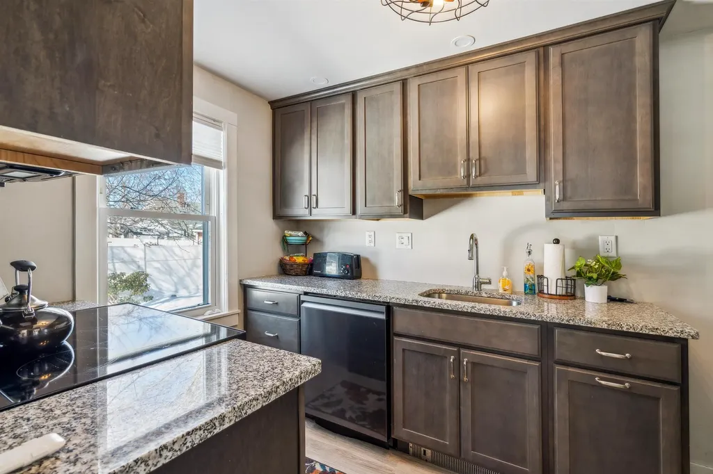 161 Bank Street Extension Lebanon NH 03766