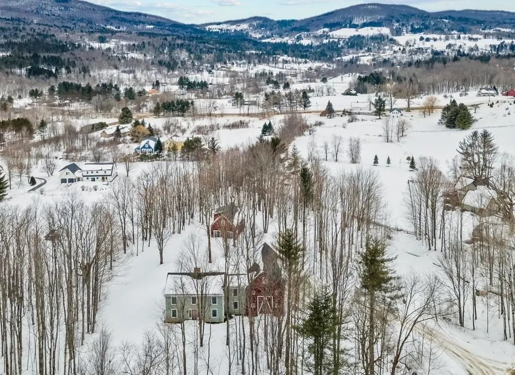 133 Hollow View Road Stowe VT 05672