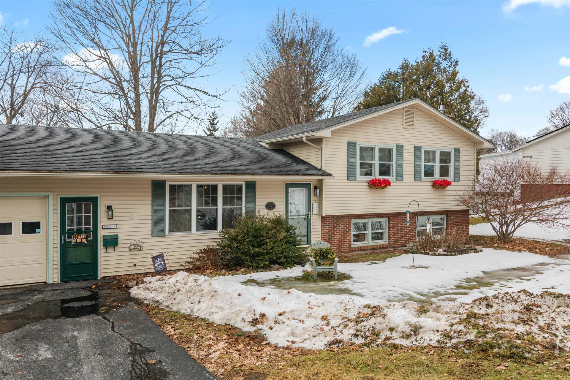 16 Smith Street St. Albans City VT 05478