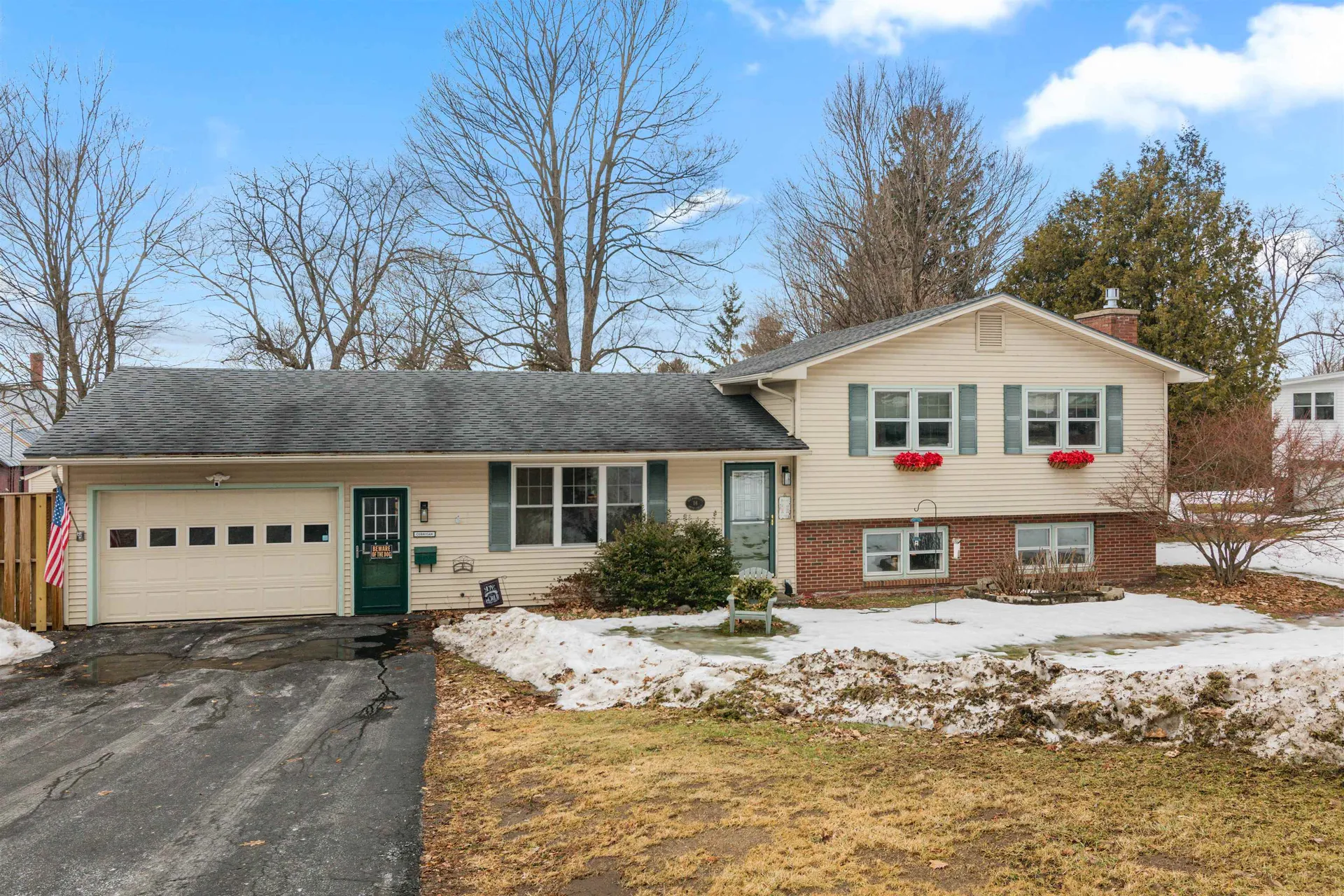 16 Smith Street St. Albans City VT 05478