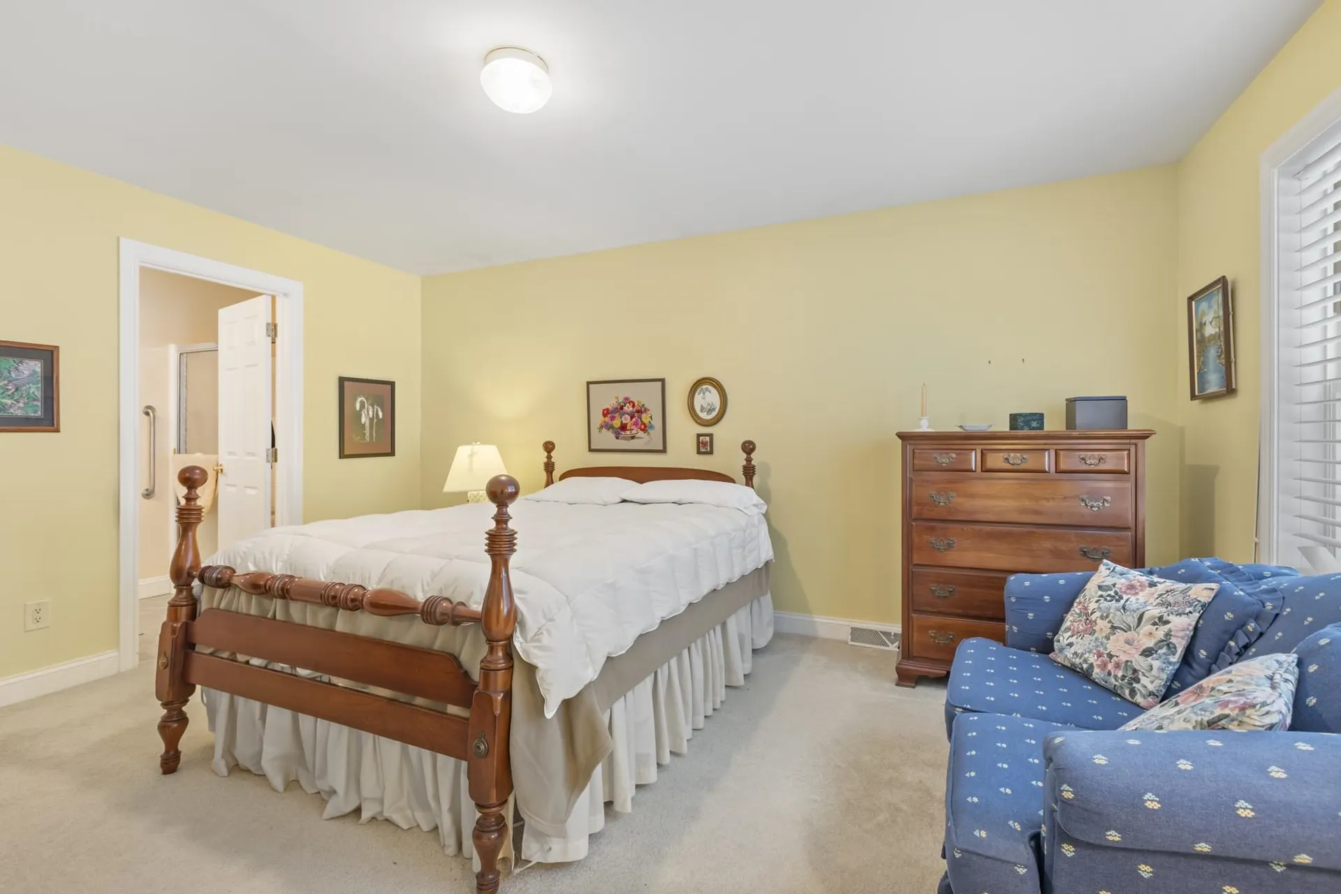 23 Ironwood Circle Hooksett NH 03106