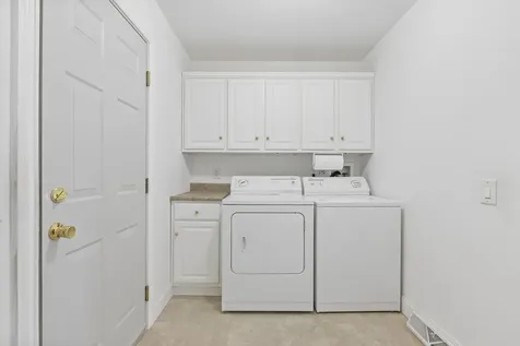 23 Ironwood Circle Hooksett NH 03106