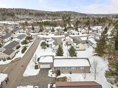 23 Ironwood Circle Hooksett NH 03106