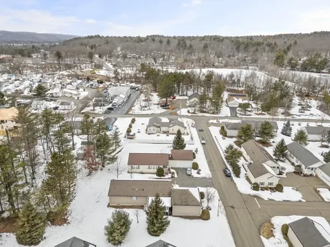 23 Ironwood Circle Hooksett NH 03106