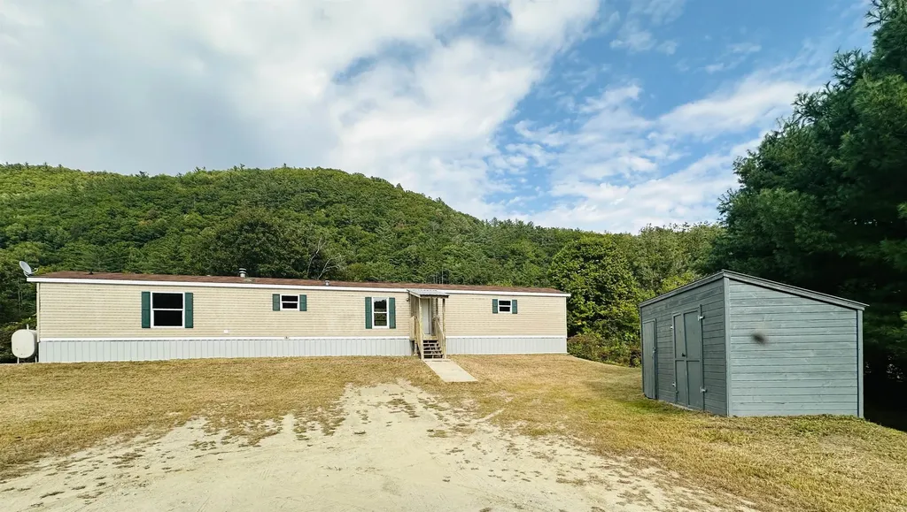 353 Moses Lane Royalton VT 05068