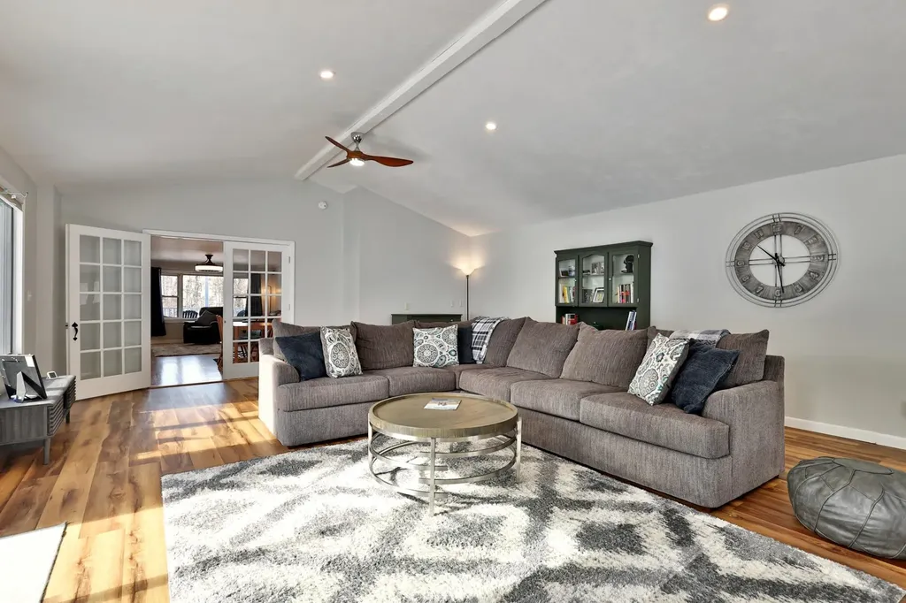 192 Stockbridge Common Stockbridge VT 05772