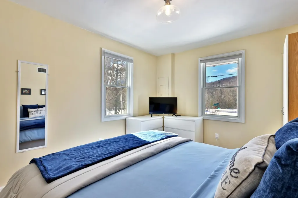 192 Stockbridge Common Stockbridge VT 05772