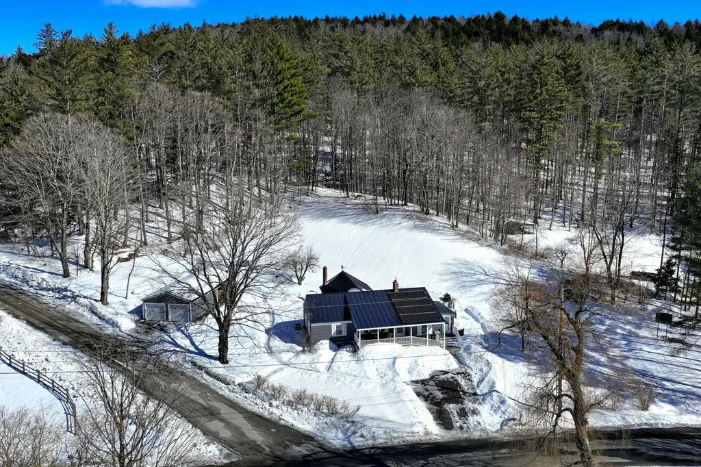 192 Stockbridge Common Stockbridge VT 05772