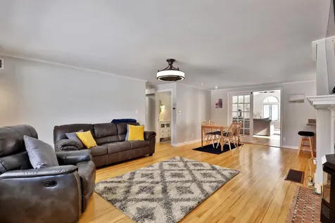 192 Stockbridge Common Stockbridge VT 05772