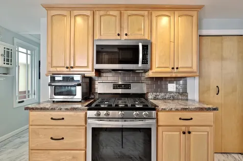 192 Stockbridge Common Stockbridge VT 05772