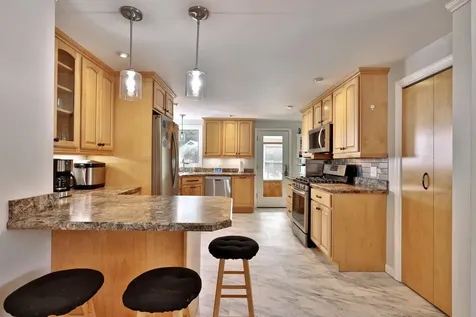 192 Stockbridge Common Stockbridge VT 05772