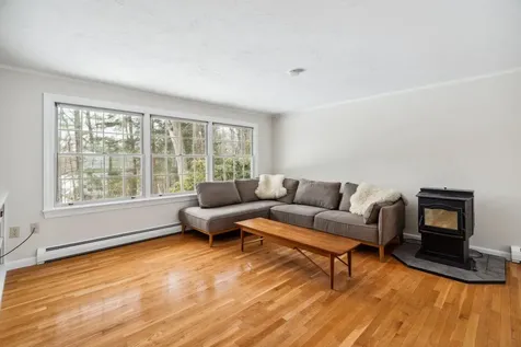 12 Goodfellow Road Hanover NH 03755