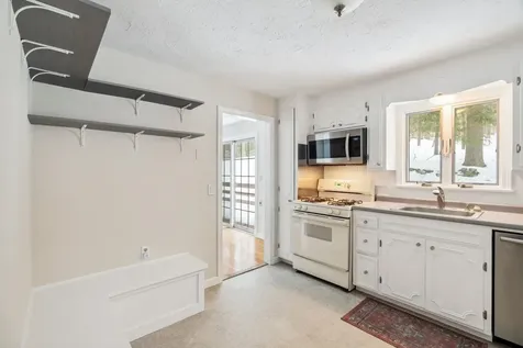12 Goodfellow Road Hanover NH 03755