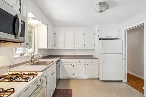 12 Goodfellow Road Hanover NH 03755