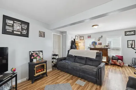 145 Parker Street Manchester NH 03102