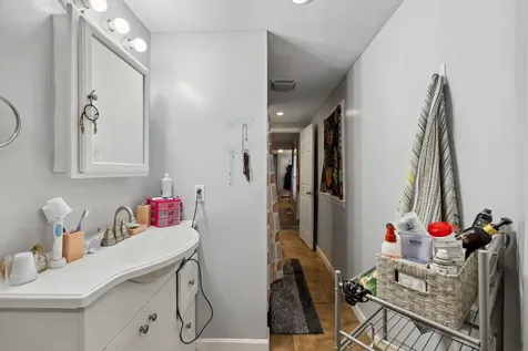 145 Parker Street Manchester NH 03102