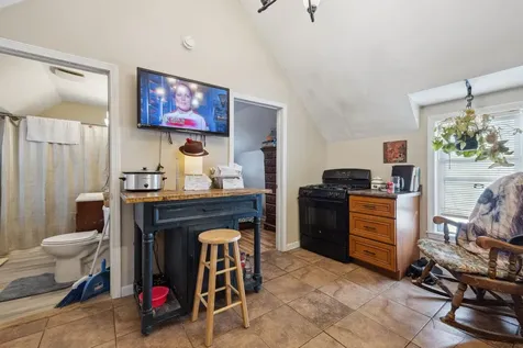 145 Parker Street Manchester NH 03102