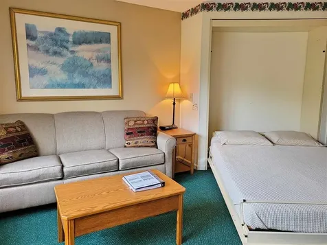 160 Deer Park Drive Woodstock NH 03262