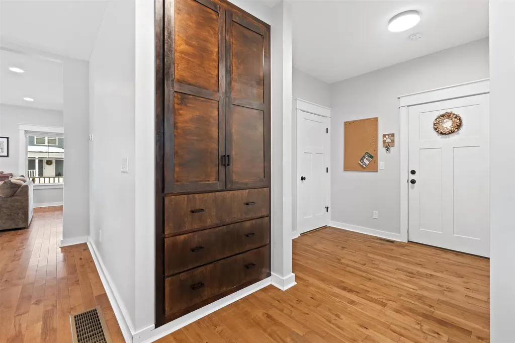 13 Eisenhower Drive Rochester NH 03867