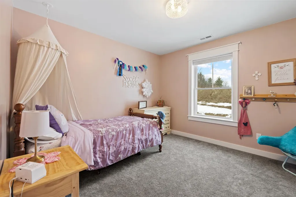 13 Eisenhower Drive Rochester NH 03867