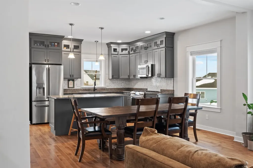 13 Eisenhower Drive Rochester NH 03867