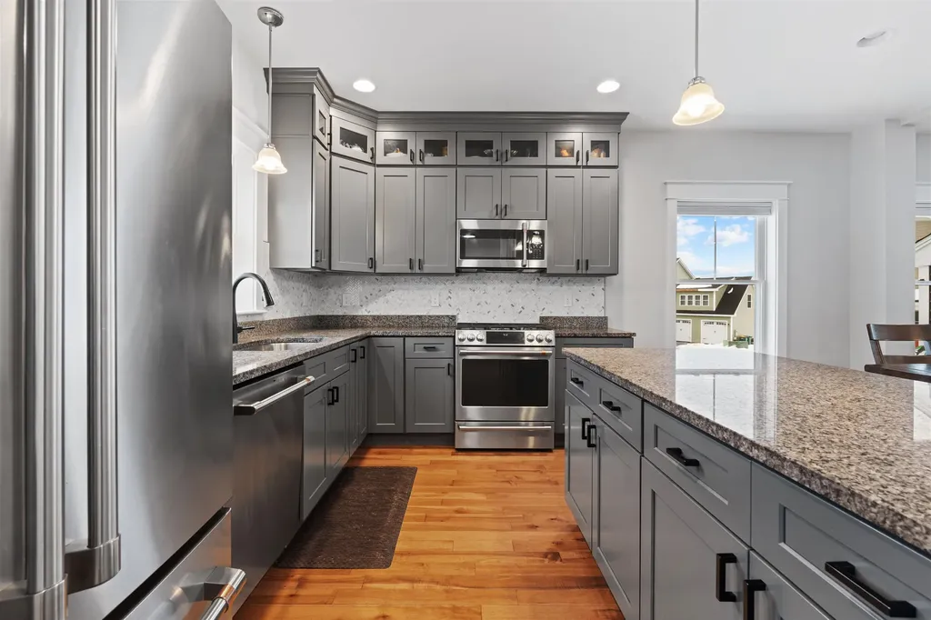 13 Eisenhower Drive Rochester NH 03867