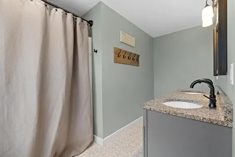 13 Eisenhower Drive Rochester NH 03867