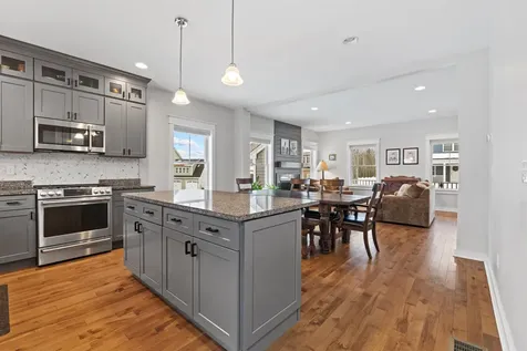 13 Eisenhower Drive Rochester NH 03867