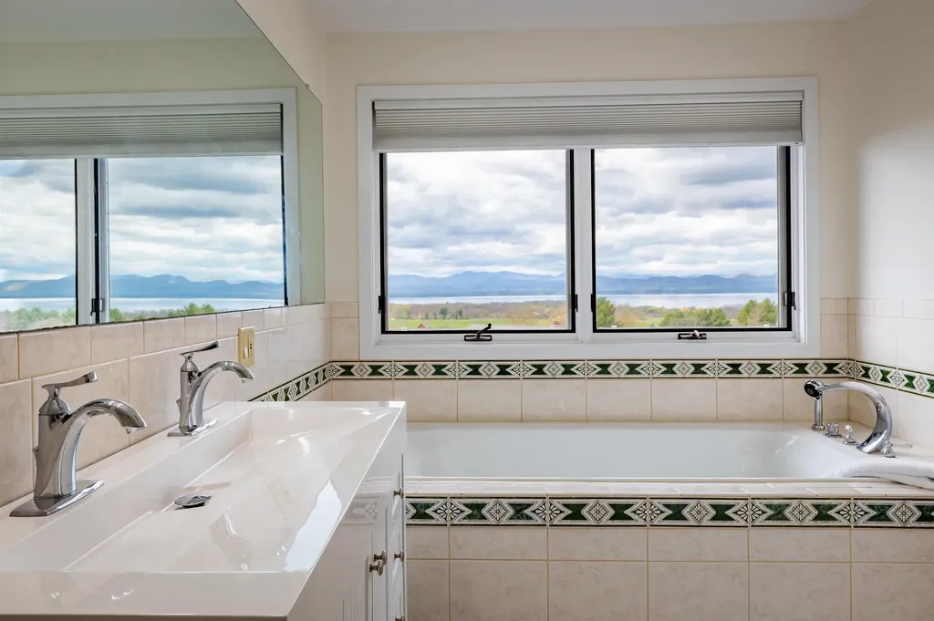 304 Natures Way Charlotte VT 05445