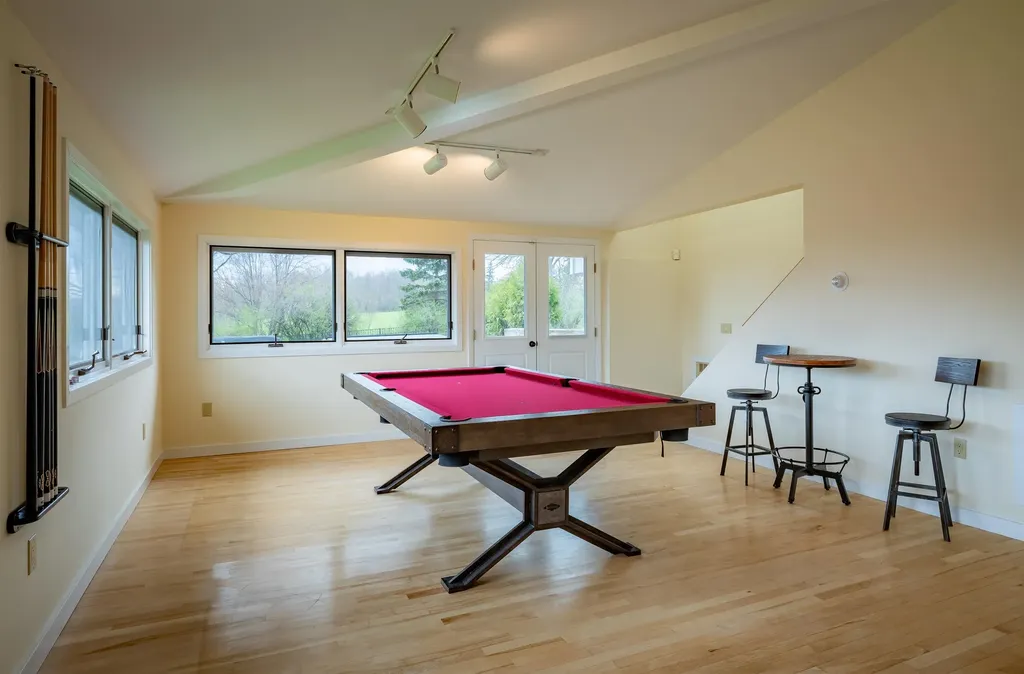 304 Natures Way Charlotte VT 05445