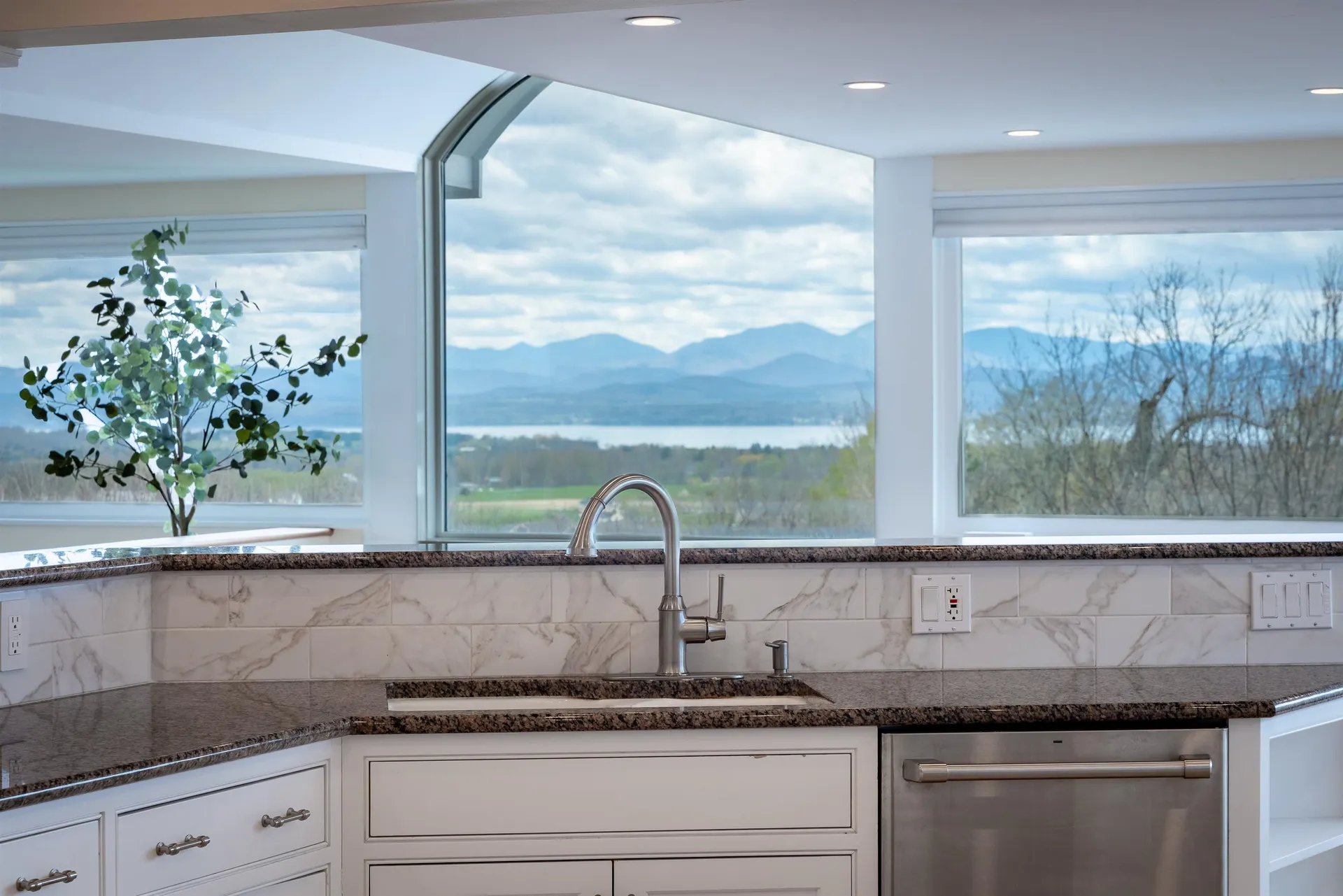 304 Natures Way Charlotte VT 05445