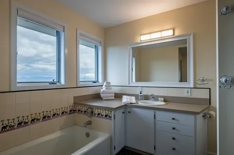 304 Natures Way Charlotte VT 05445