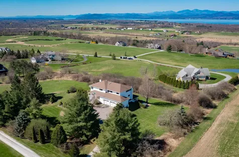 304 Natures Way Charlotte VT 05445