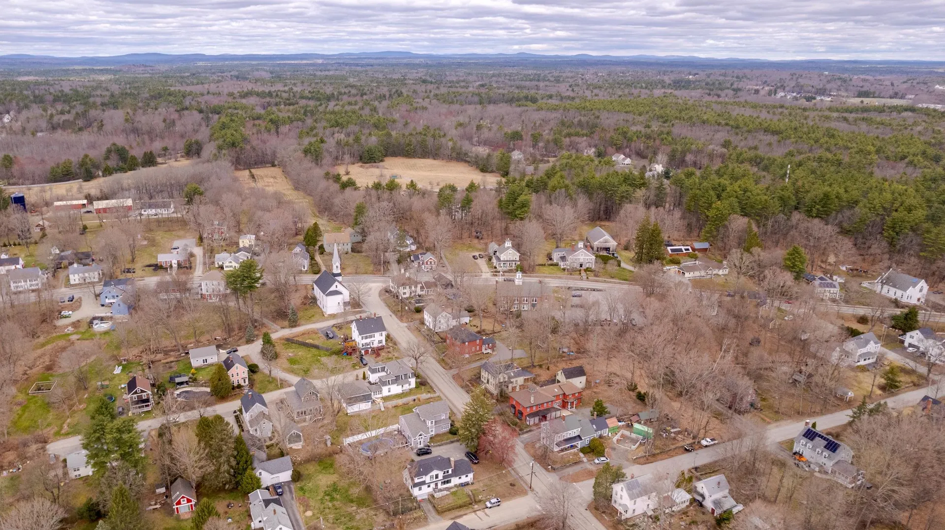 9 Swamscott Street Newfields NH 03856