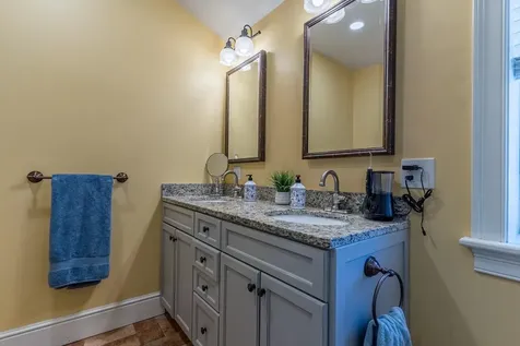 9 Swamscott Street Newfields NH 03856