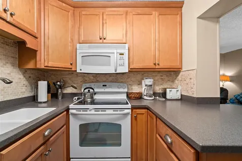 9 Treetop Circle Laconia NH 03246