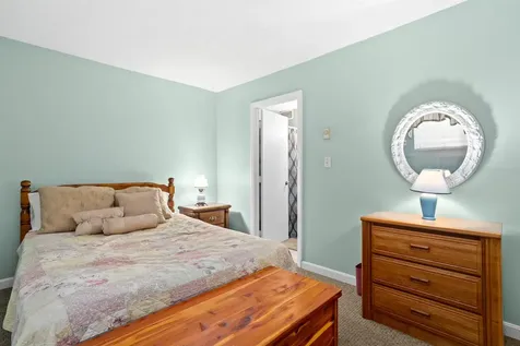 9 Treetop Circle Laconia NH 03246