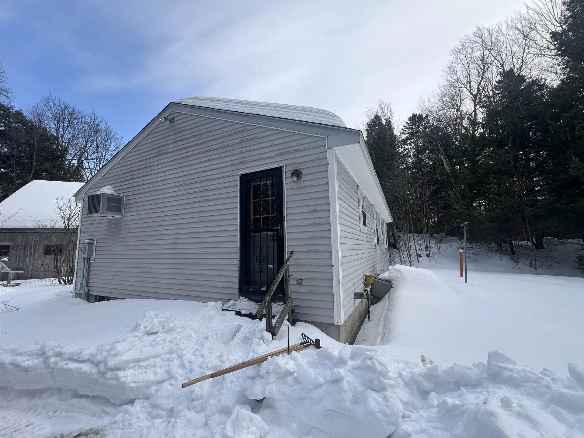 744 South Main Street Washington NH 03280