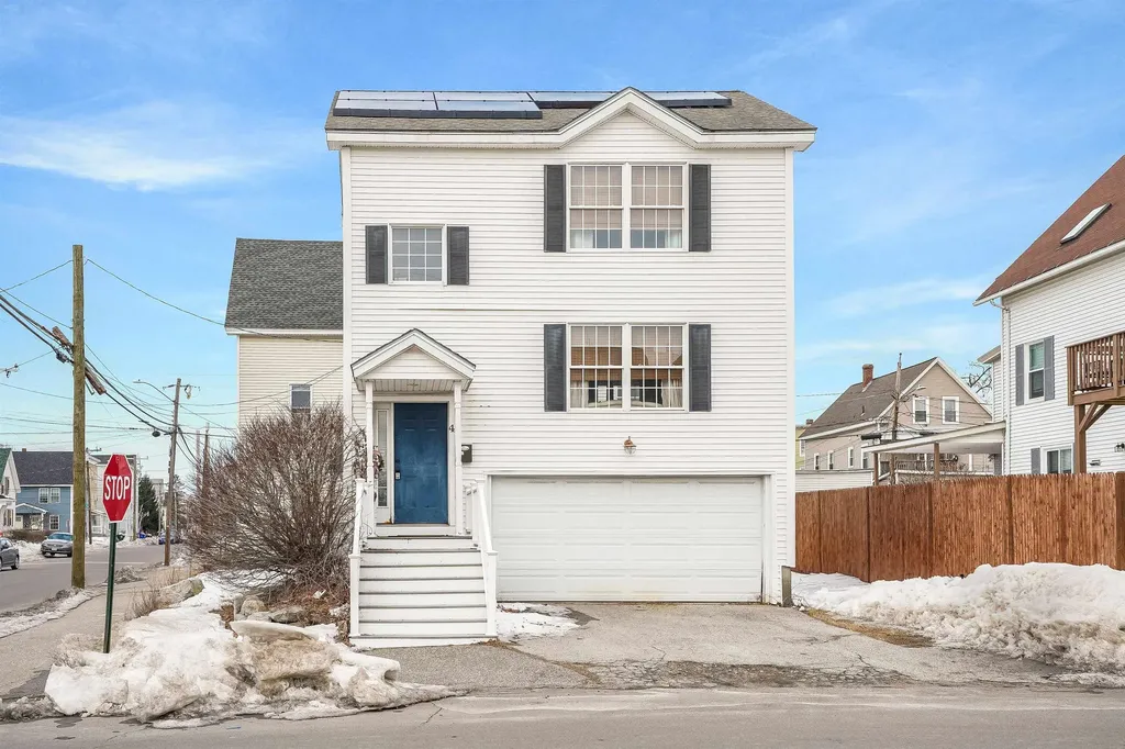 4 Cartier Street Manchester NH 03102