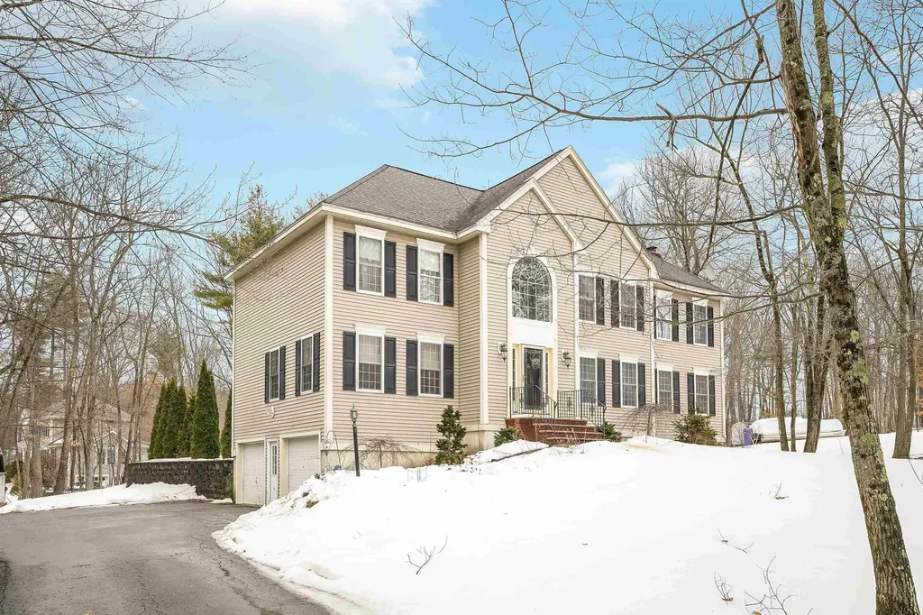 21 Squire Armour Road Windham NH 03087