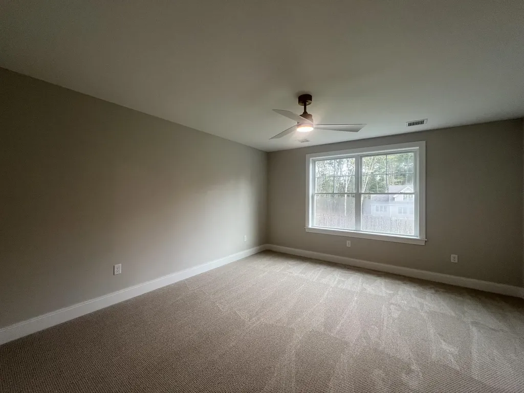 9 Washburn Farm Lane Kittery ME 03905