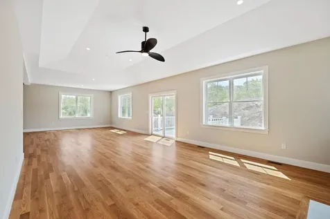 9 Washburn Farm Lane Kittery ME 03905