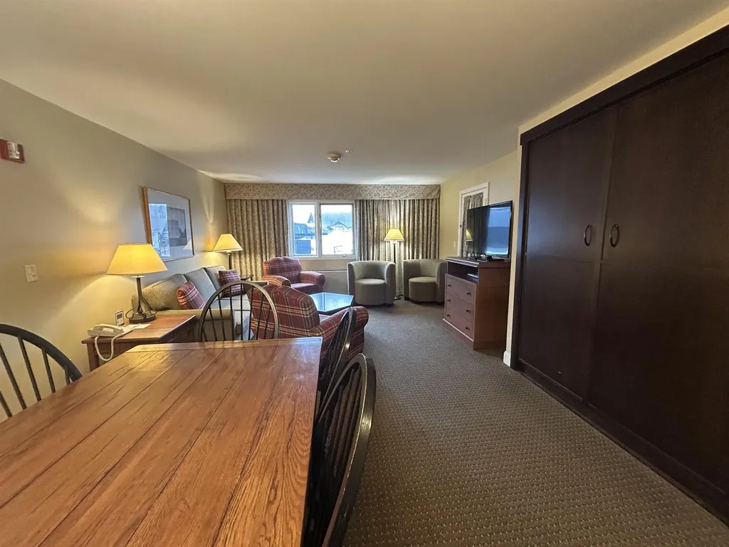 274/76QTR 3 Grand Summit Way Dover VT 05356